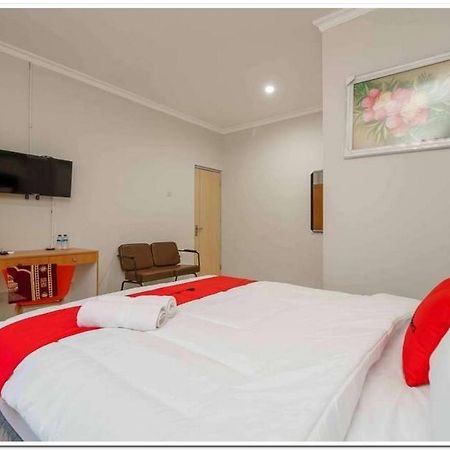 Reddoorz Near Jiexpo Kemayoran 2 Jakarta Exterior photo