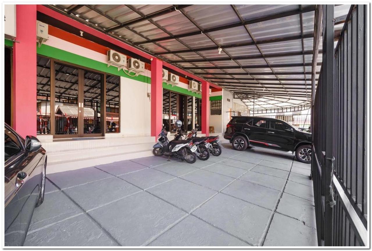 Reddoorz Near Jiexpo Kemayoran 2 Jakarta Exterior photo